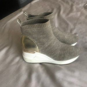 Michael Kors girls wedged sneaker